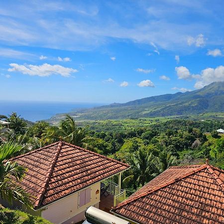 Le Hameau Du Morne Des Cadets Villa Fond-Saint-Denis Exteriör bild
