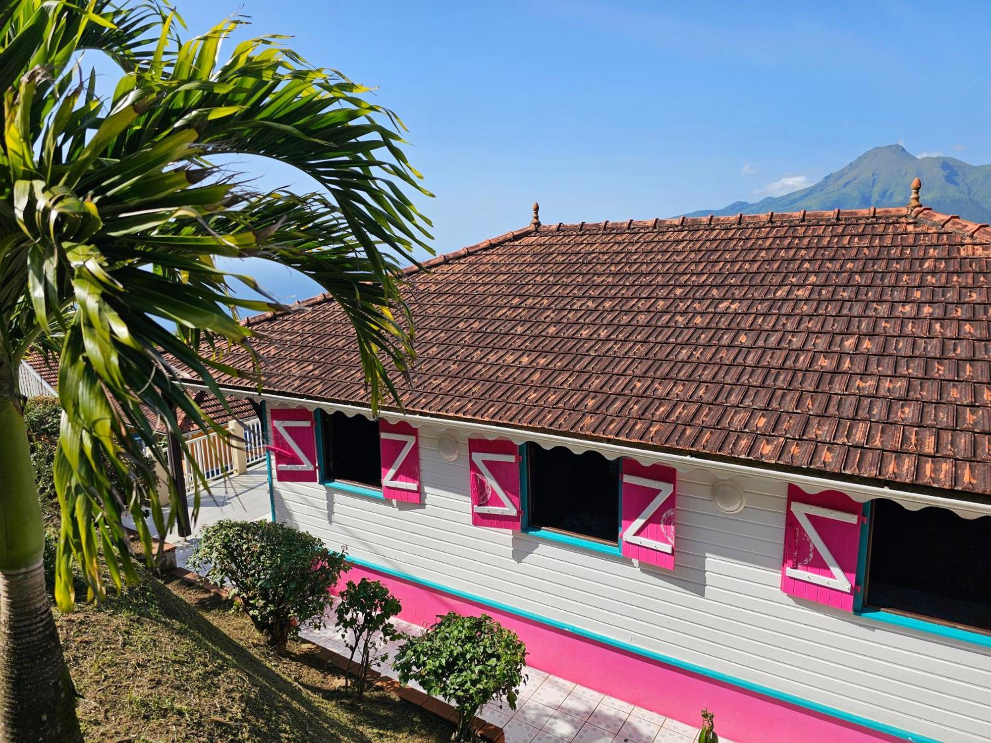 Le Hameau Du Morne Des Cadets Villa Fond-Saint-Denis Exteriör bild
