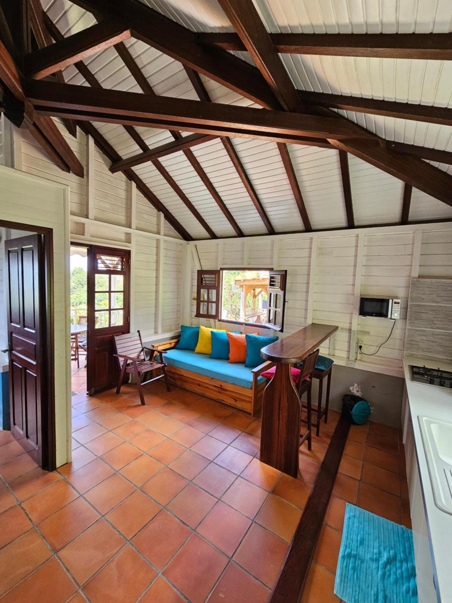 Le Hameau Du Morne Des Cadets Villa Fond-Saint-Denis Exteriör bild